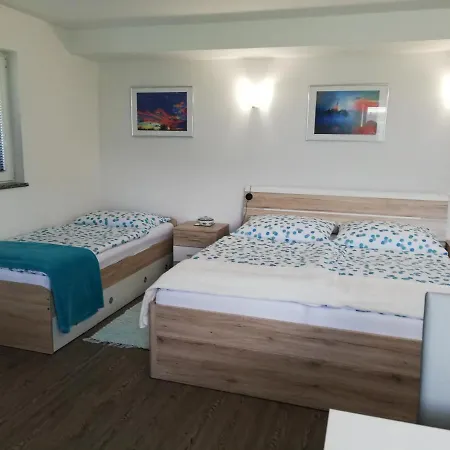 Ferienwohnung Pr'Cajhn Radovljica Exterior foto