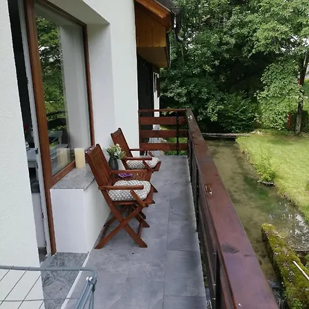 Ferienwohnung Pr'Cajhn Radovljica Exterior foto