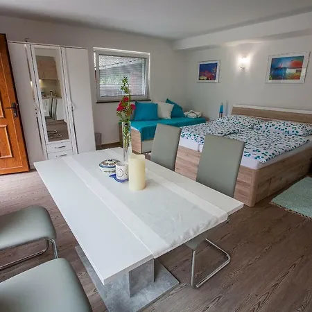 Ferienwohnung Pr'Cajhn Radovljica Exterior foto